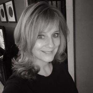 Meet your Posher, Carolyn